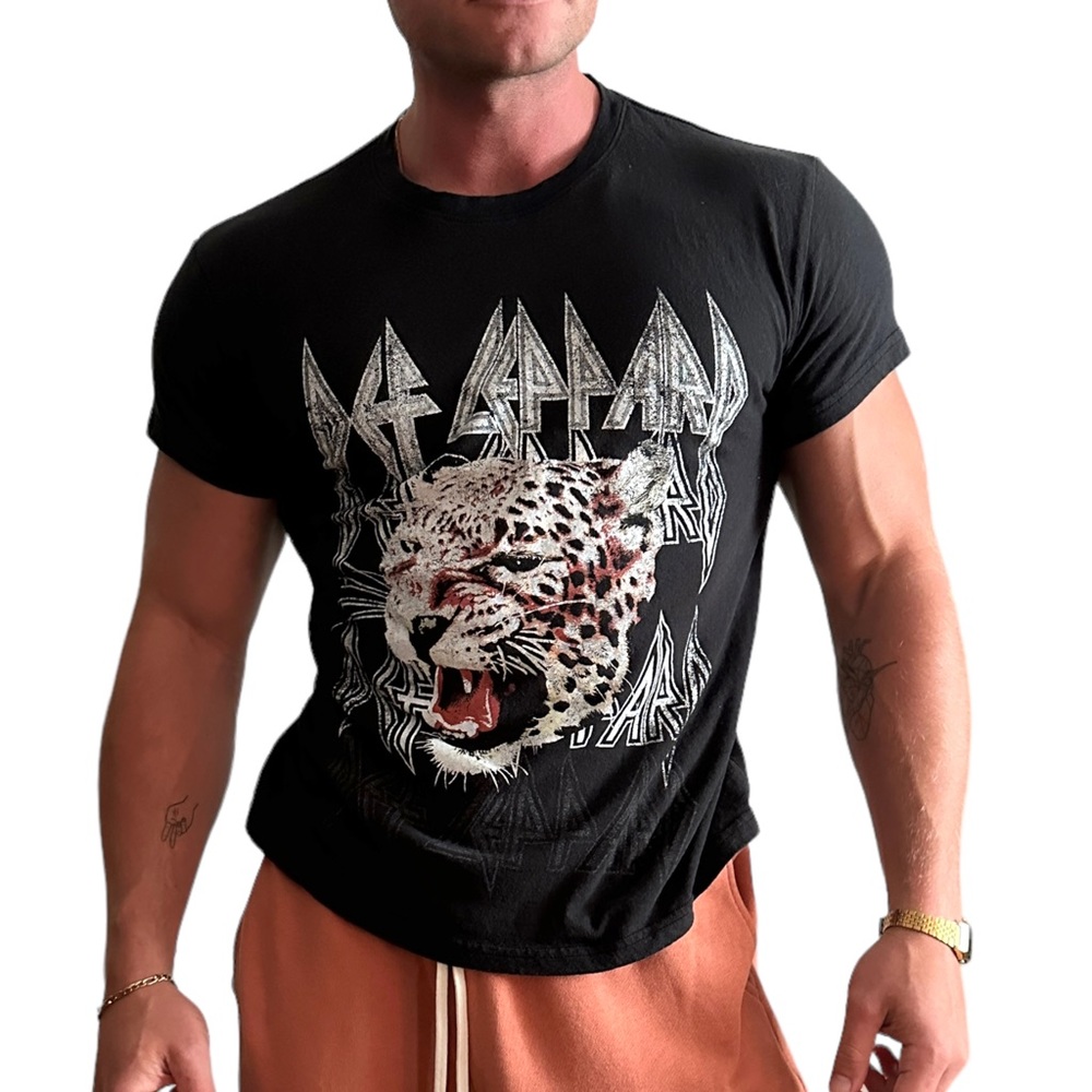 Def Leppard Band Tee